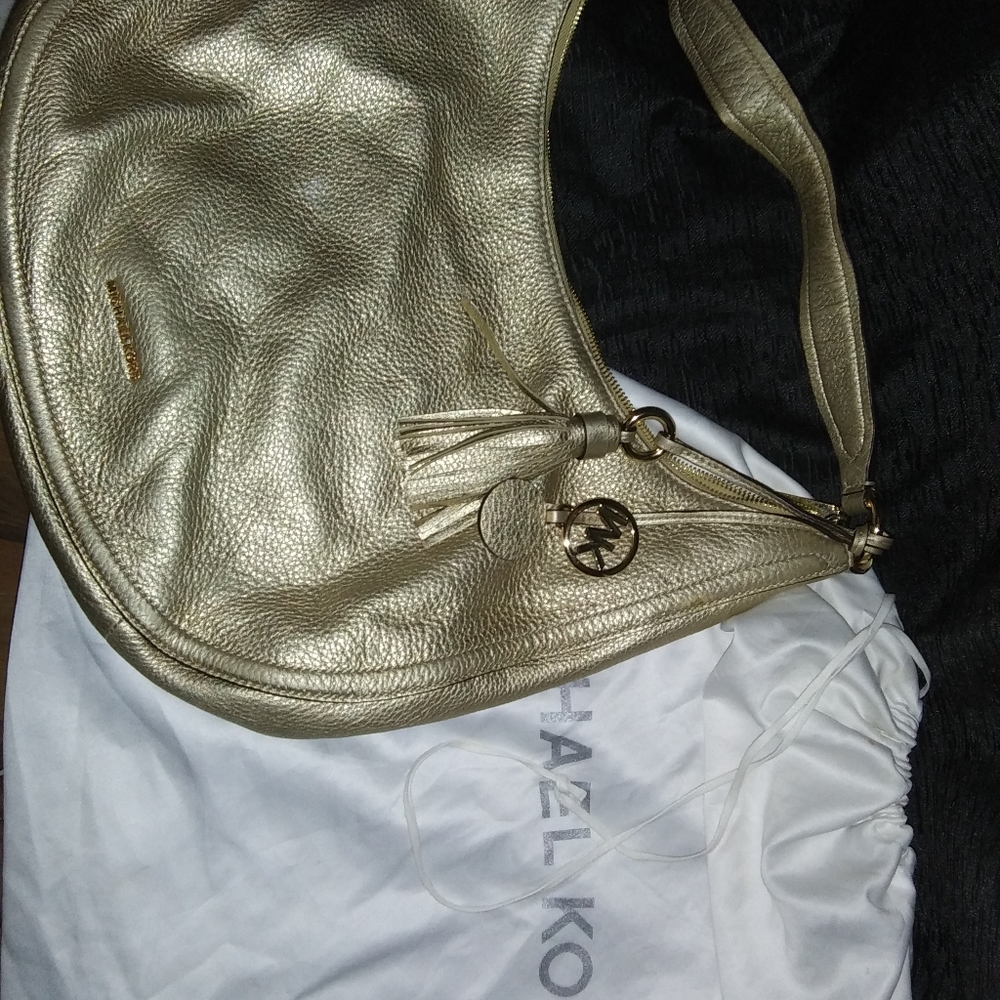 Large Gold Michael Kors Hobo Bag with Storage Bag - Picture 13 of 14